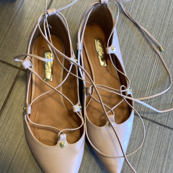 Nordstrom Halogen Blush Tie Point Toe Flats - Picture 2 of 3
